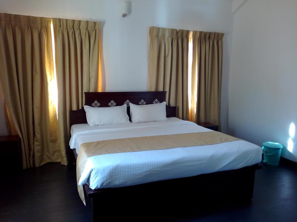 Pinto Rosario Square Resort Ucassaim