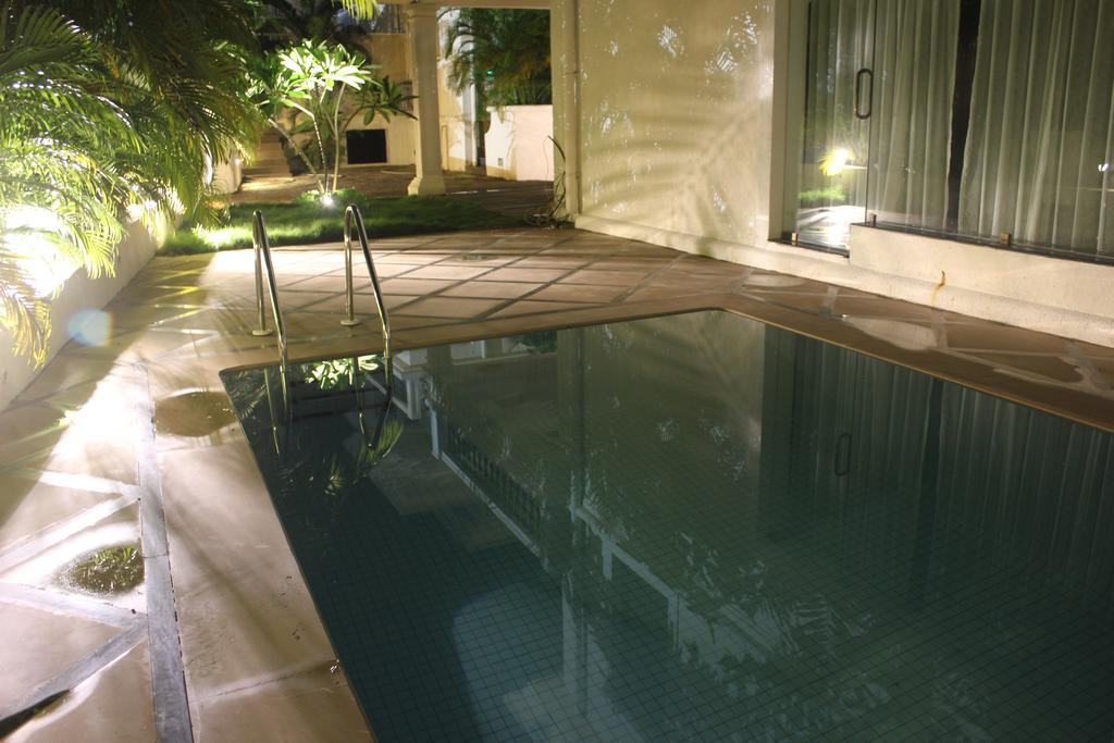 Pinto Rosario Square Resort